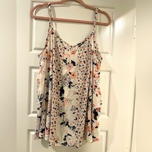 Torrid Tank, Size 1